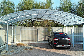 Навес для двух автомобилей 4,5*8*2,2 м из поликарбоната